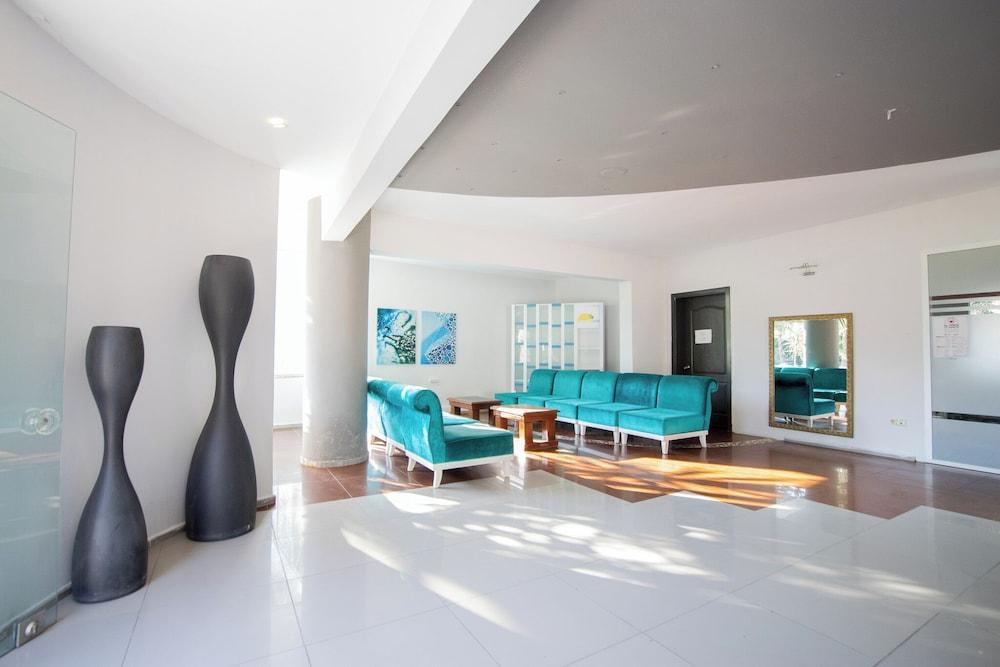 PIGALE BEACH RESORT — KUSADASI — фотография отеля №2