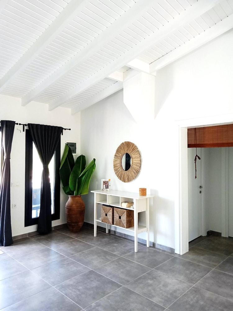 VILLA IN A POMAGRANATE ORCHARD — DALYAN — фотография отеля №7