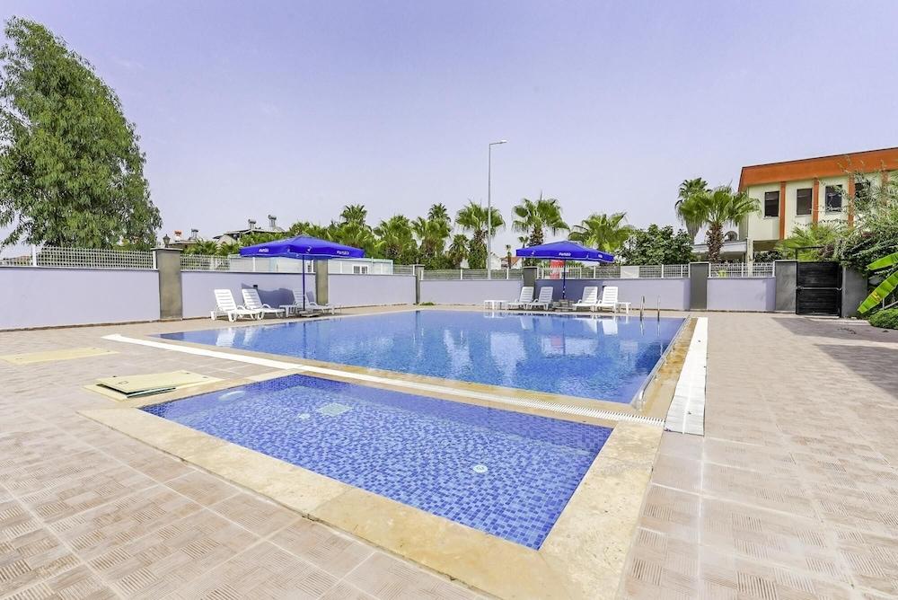 FLAT W SHARED POOL AND BALCONY 8 MIN TO BEACH — BELEK — фотография отеля №20