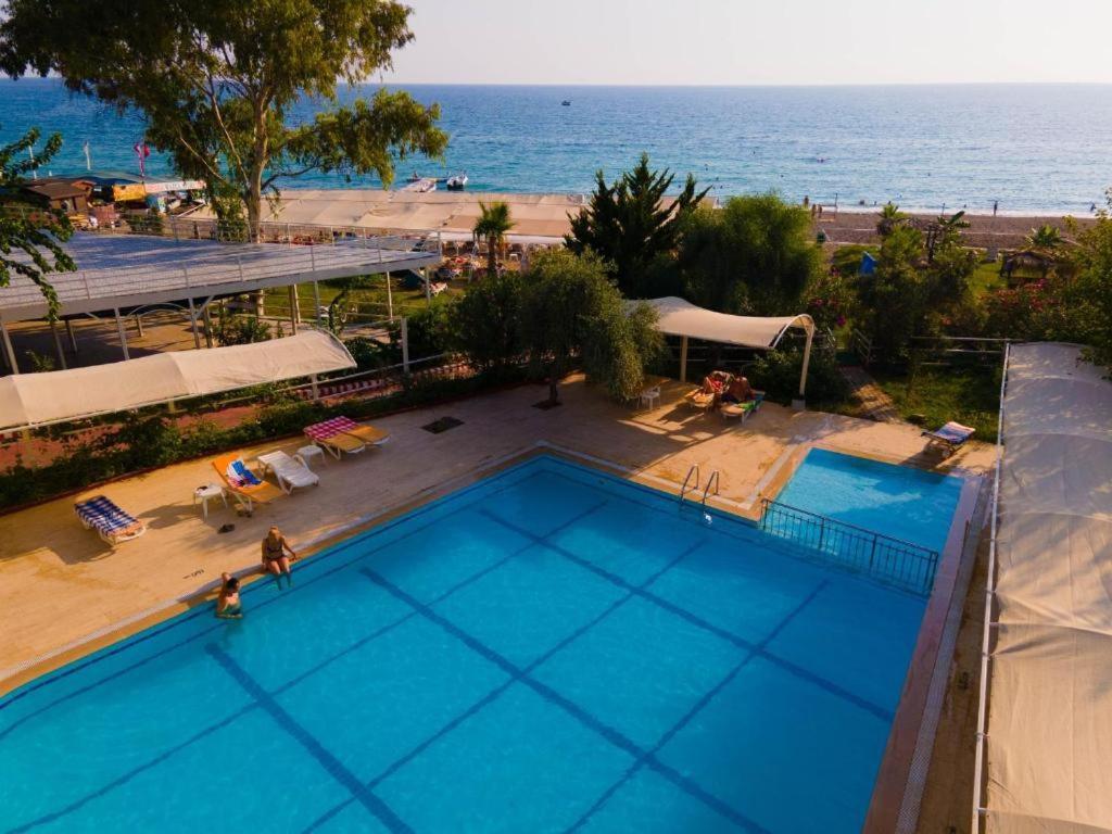 ELYSIUM ELITE HOTEL & SPA — SIDE — fotografie hotel nr. 4