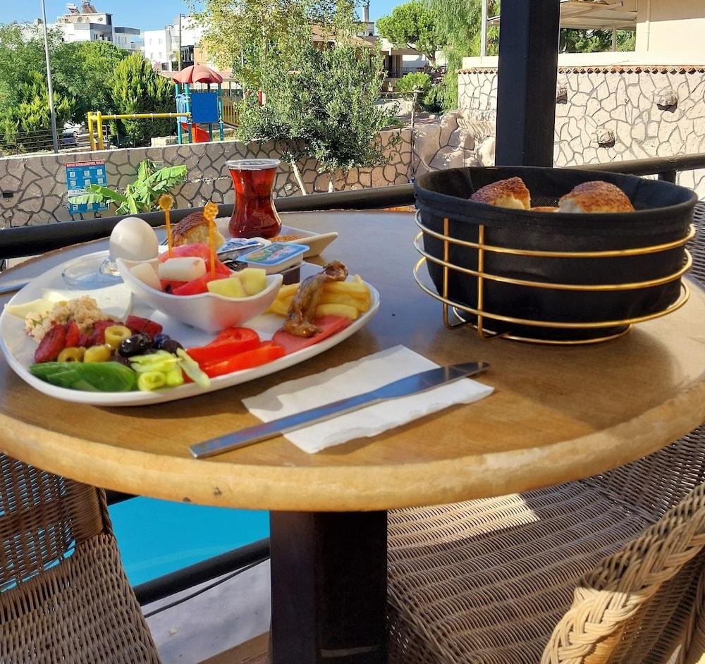 HOTEL OG-ERIM — KUSADASI — фотография отеля №18