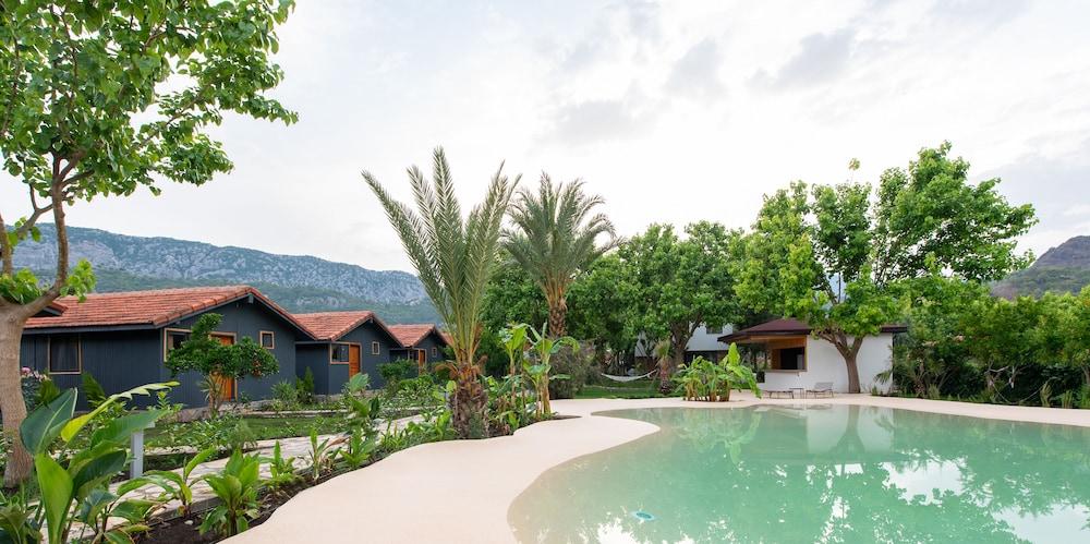 BUNGALOWSKY — KEMER