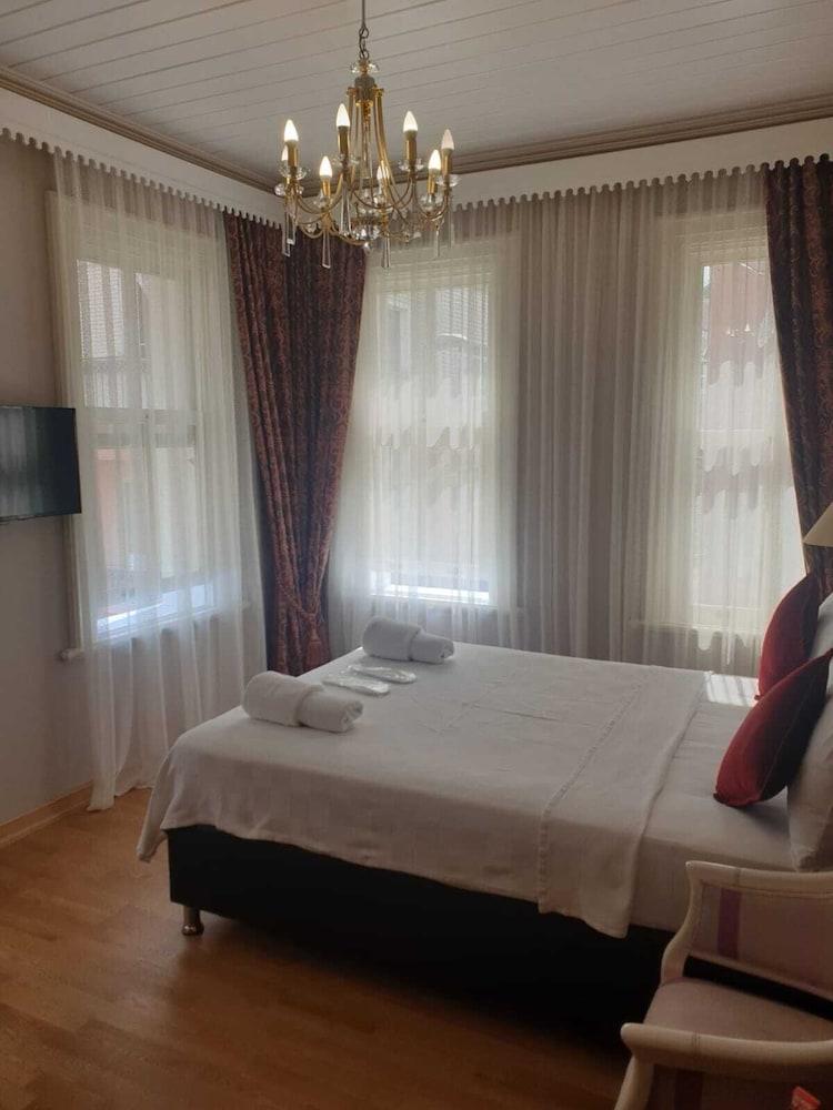 BOSPHORUS BRIDGE — ISTANBUL — fotografie hotel nr. 11