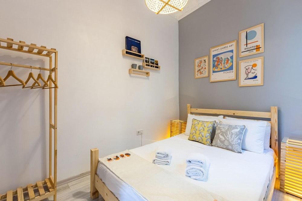 EXCEPTIONAL FLAT NEAR METRO AND GALATA — ISTANBUL — фотография отеля №14