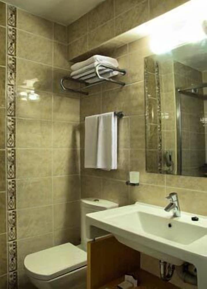 LA VISTA BOUTIQUE HOTEL & SPA (ADULTS ONLY) — KUSADASI — фотография отеля №13