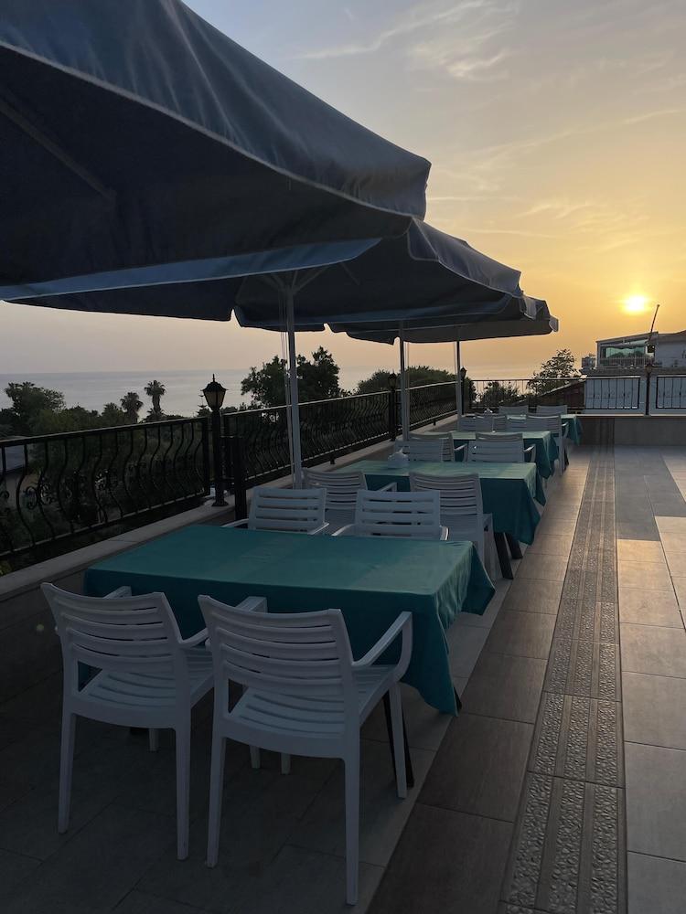 BEACHWAY HOTEL — SIDE — фотография отеля №28