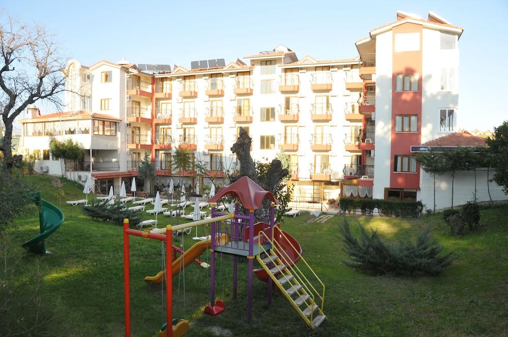 INSIDE HOTEL — SIDE