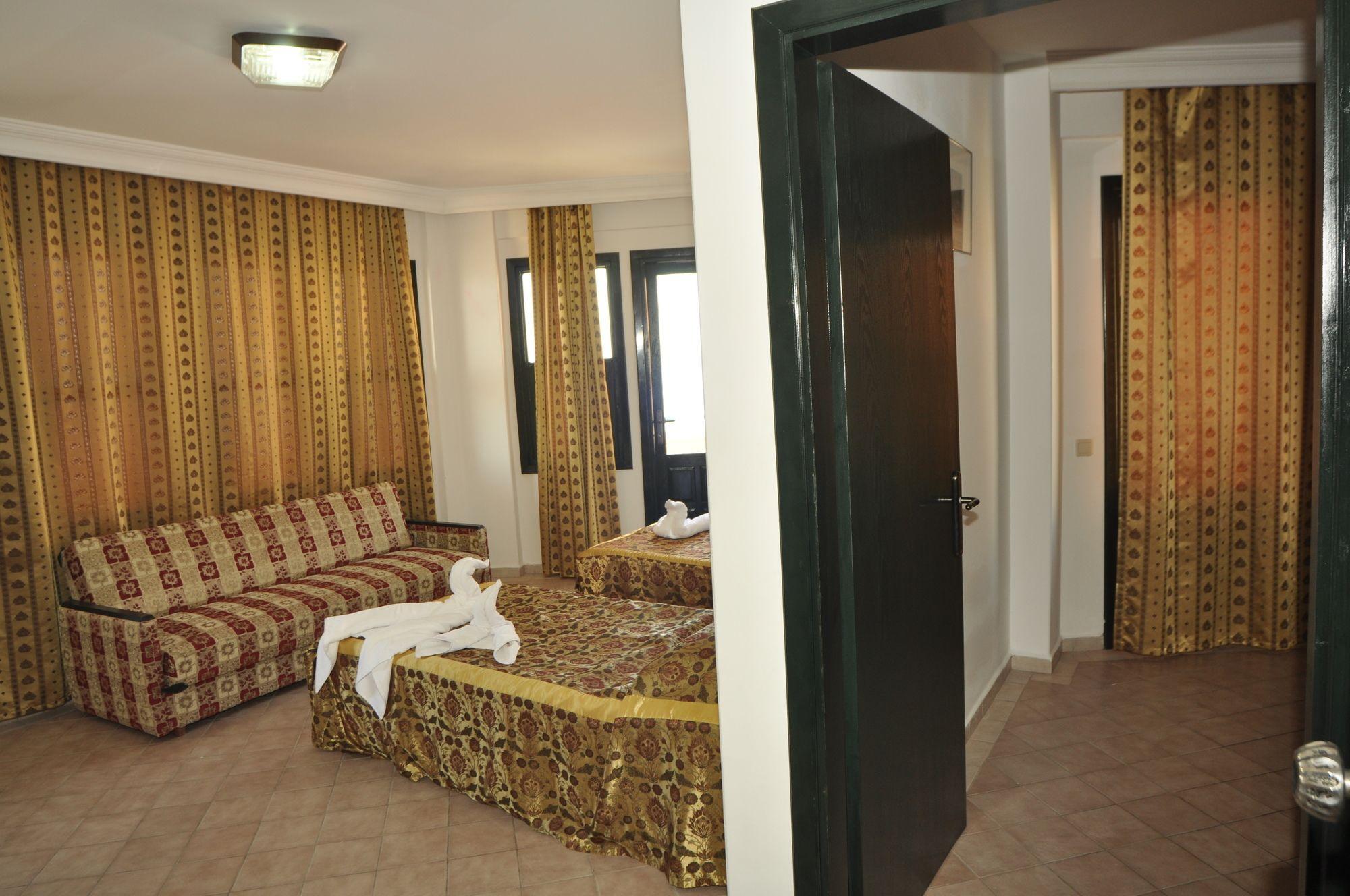 GOLD TWINS FAMILY BEACH HOTEL — MAHMUTLAR — фотография отеля №6