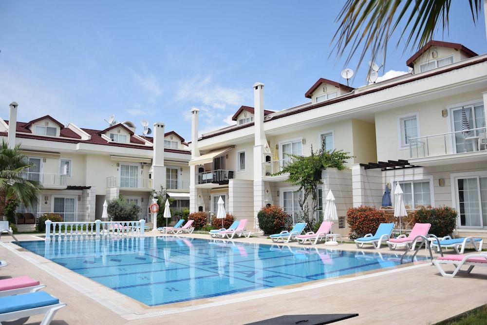 OCEAN BEACH APARTMENT BY TURKISHLETTINGS — FETHIYE