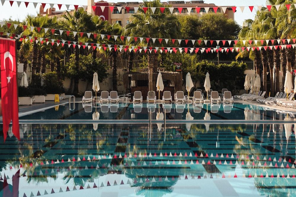 CASTIVAL HOTEL — SIDE — фотография отеля №9