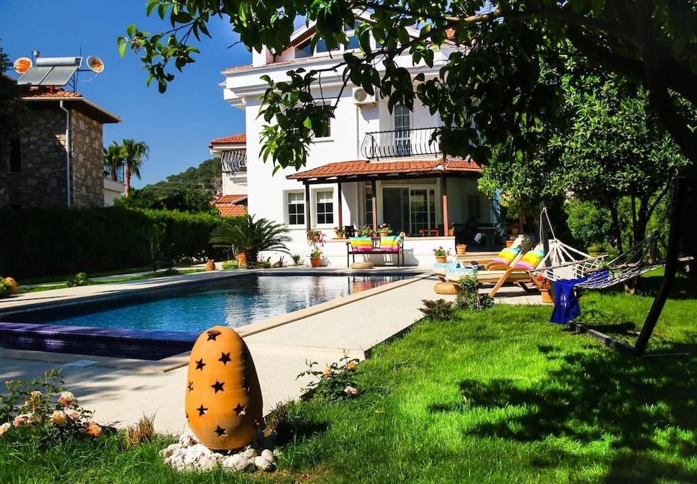 IMMACULATE 3-BED VILLA NEST DALYAN — DALYAN — фотография отеля №19