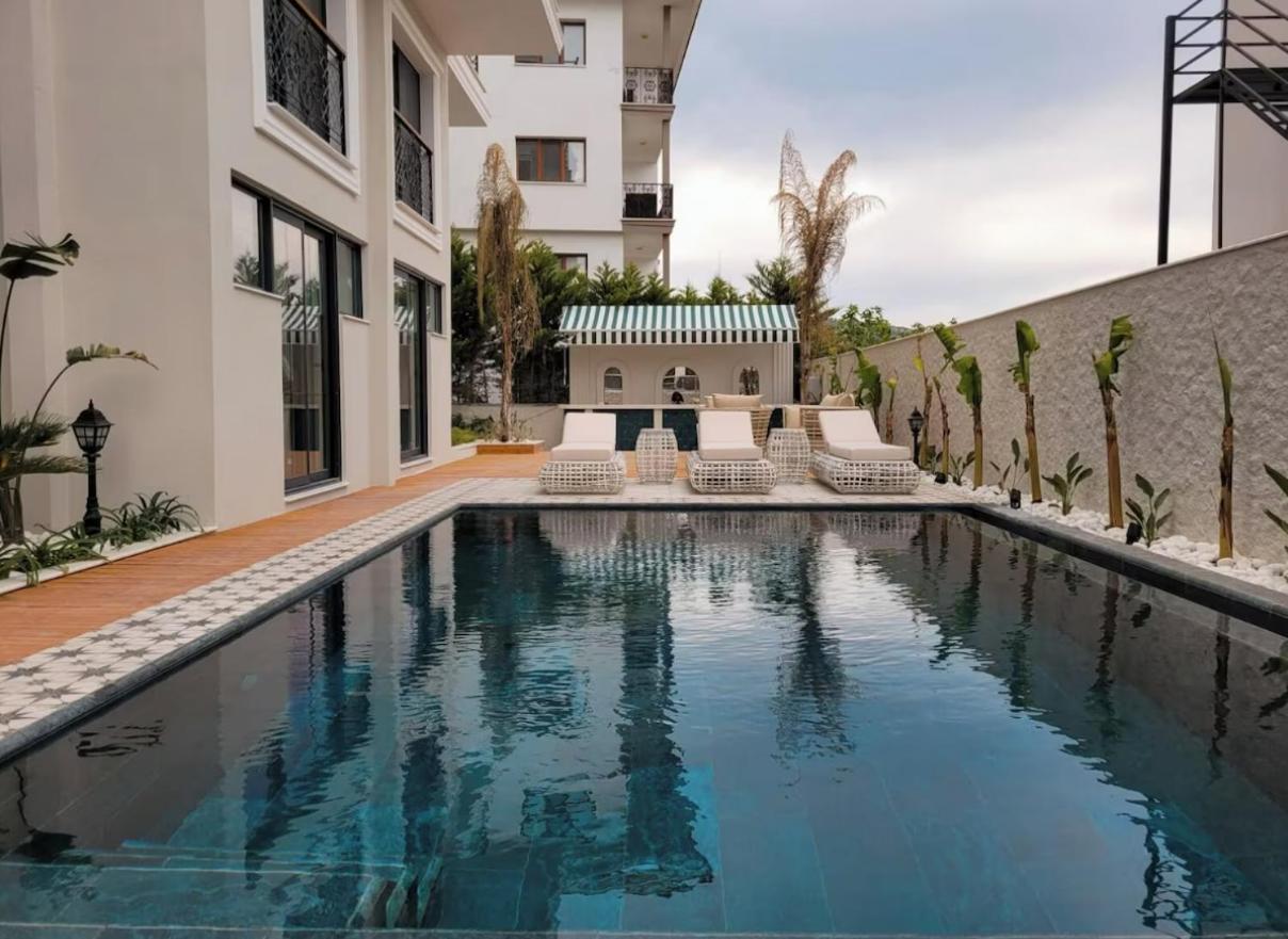 MONO LIFE HOTEL CESME — CESME