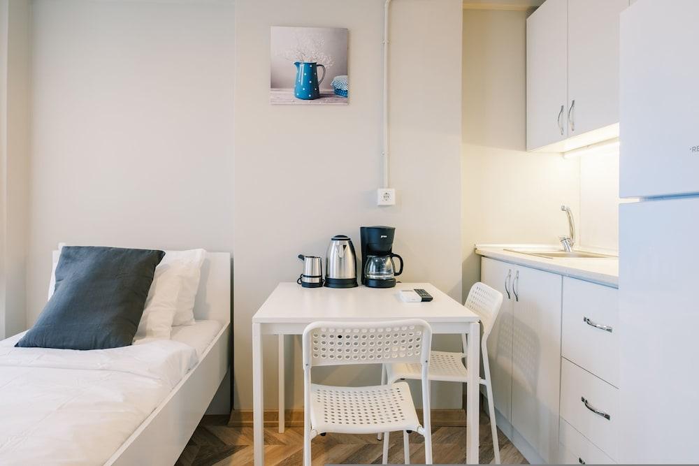 STUDIO WITH A SEA VIEW BALCONY IN BAKIRKOY — ISTANBUL — фотография отеля №4