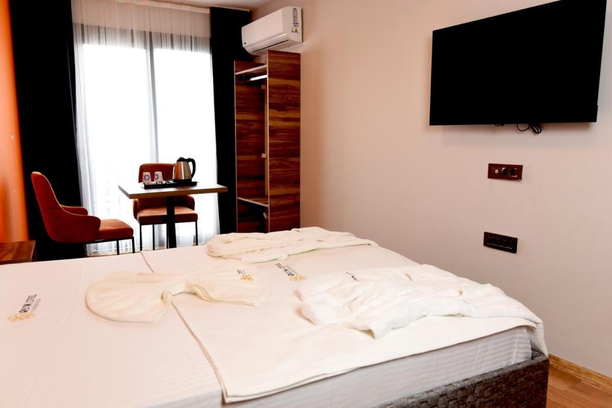 RENK OTEL — IZMIR — фотография отеля №2