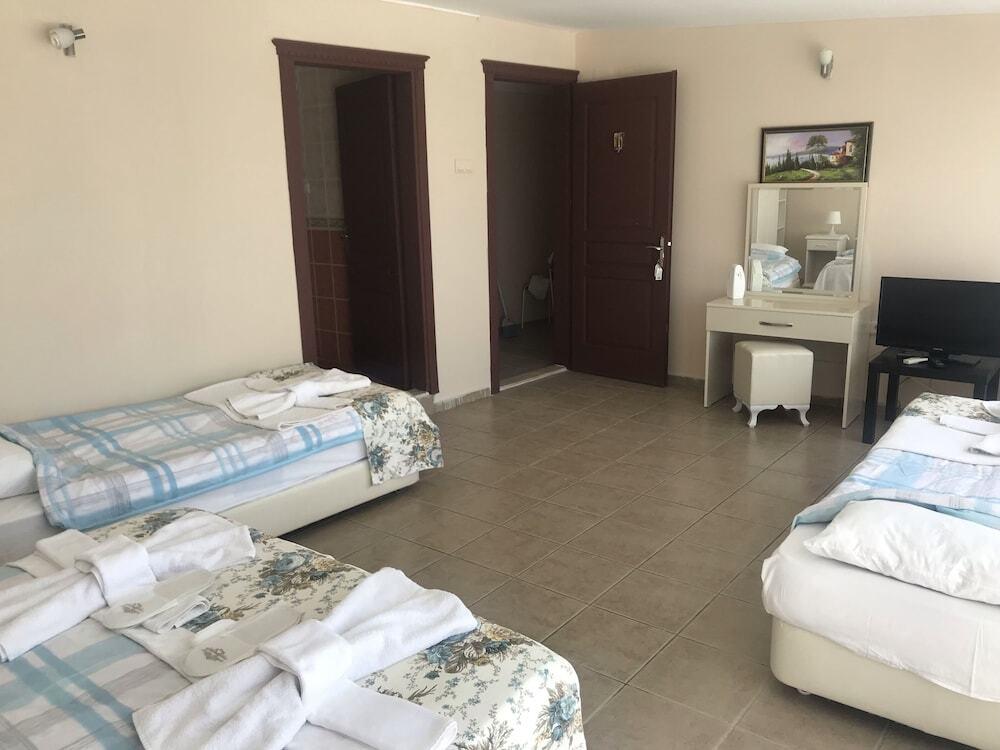 CIFLIKKOY GOLDEN BUTIK OTEL — CESME — фотография отеля №7