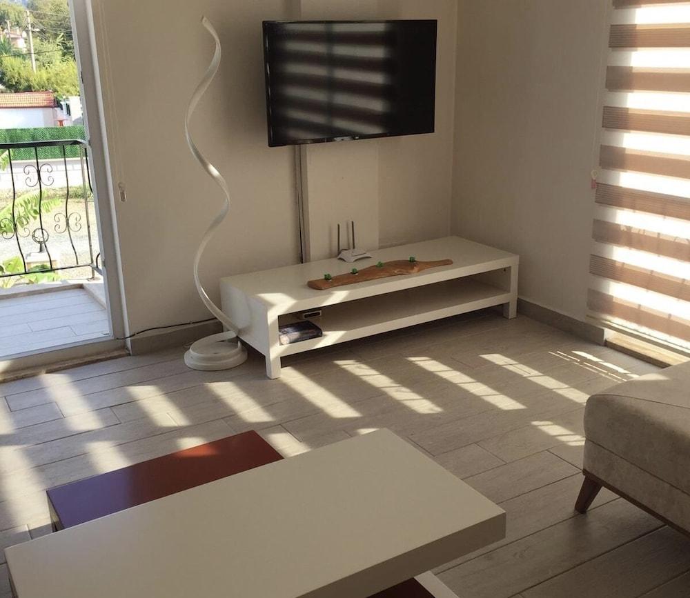 FABULOUS 3 BEDROOM APARTMENT IN DALYAN WITH POOL — DALYAN — фотография отеля №3