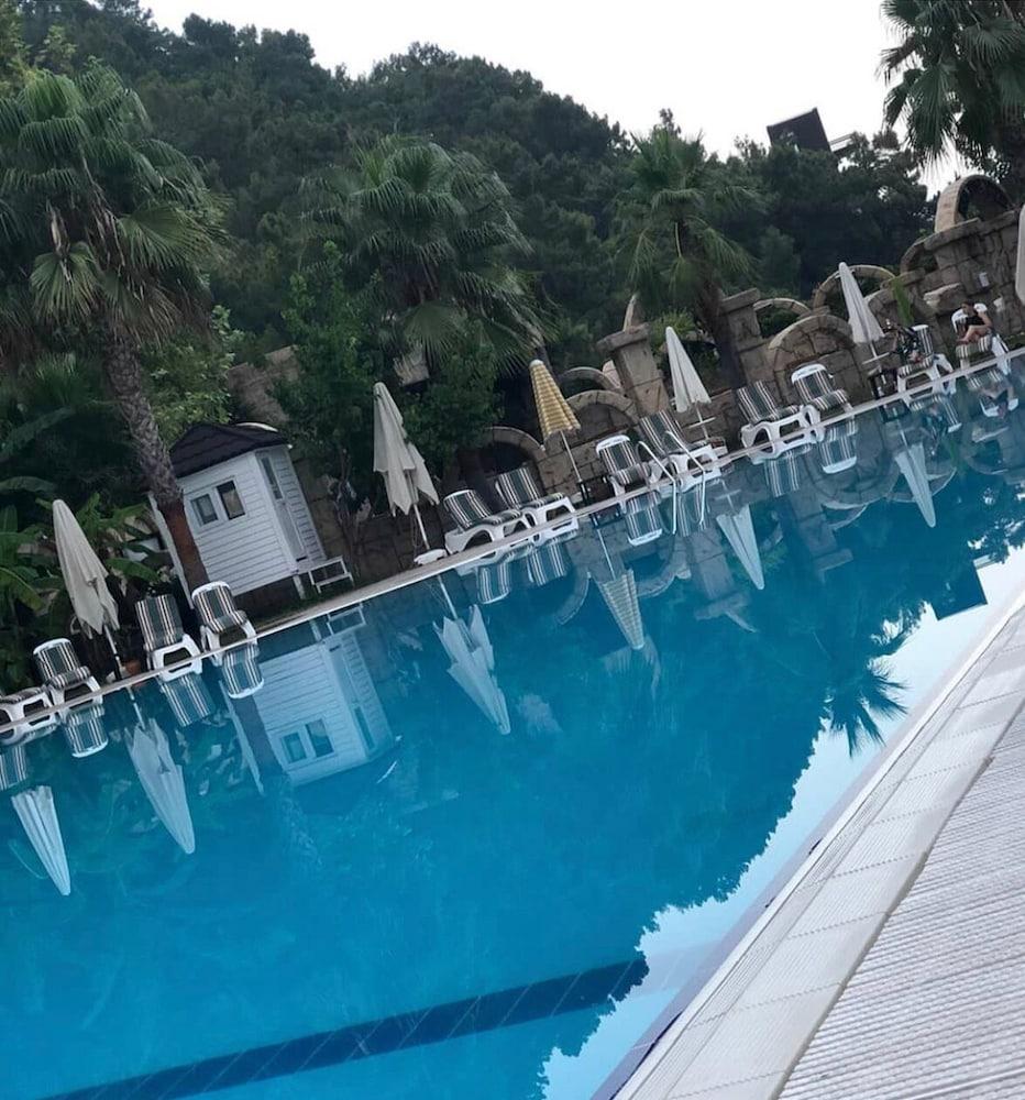 GRAND MIRAMOR HOTEL — KEMER