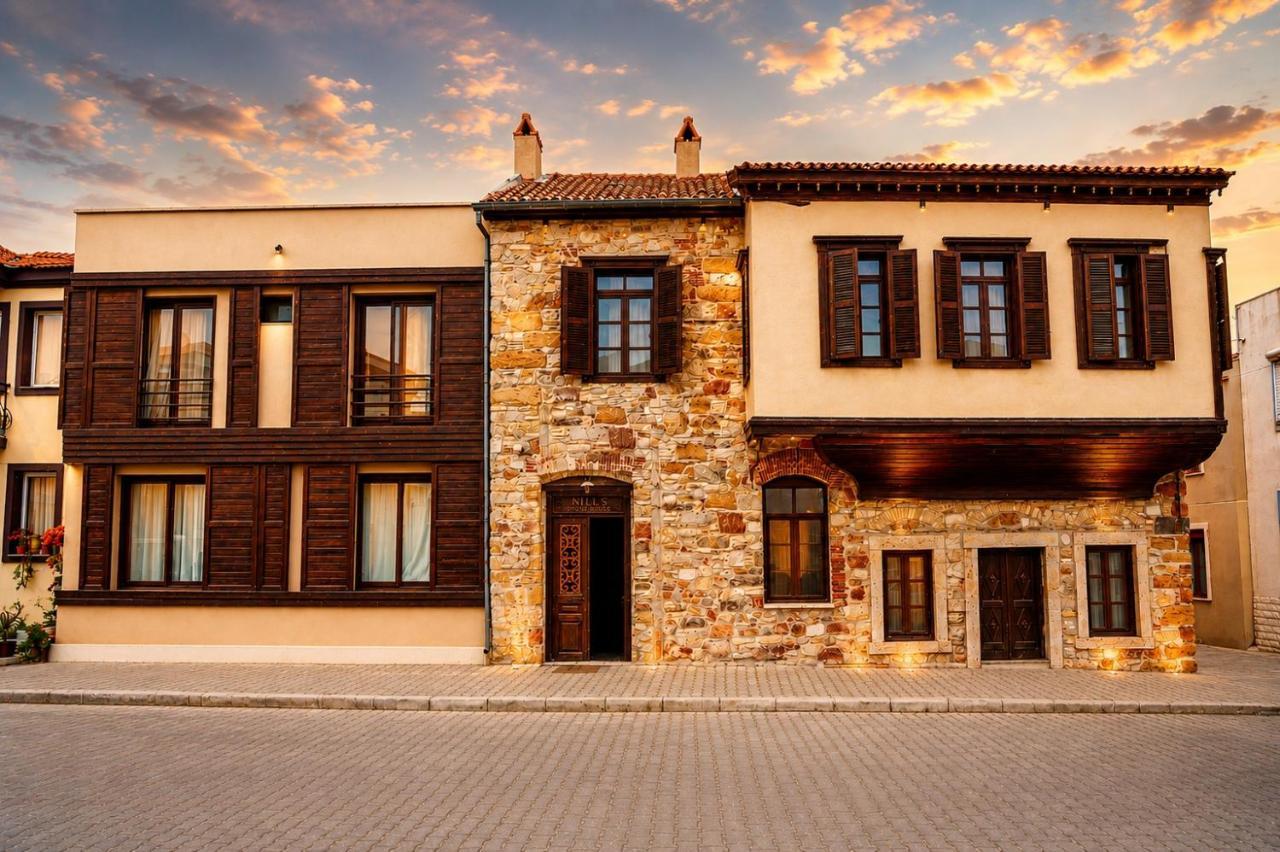 NILLS STONE HOUSE OTEL — CESME