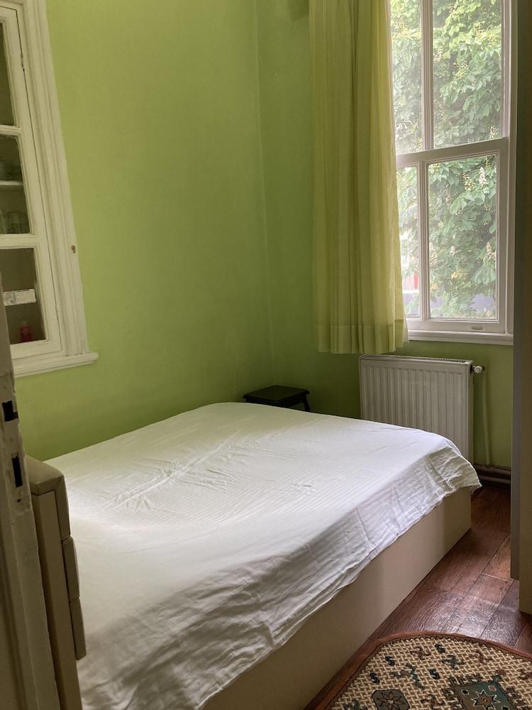 SEA VIEW VILLA IN USKUDAR — ISTANBUL — фотография отеля №6