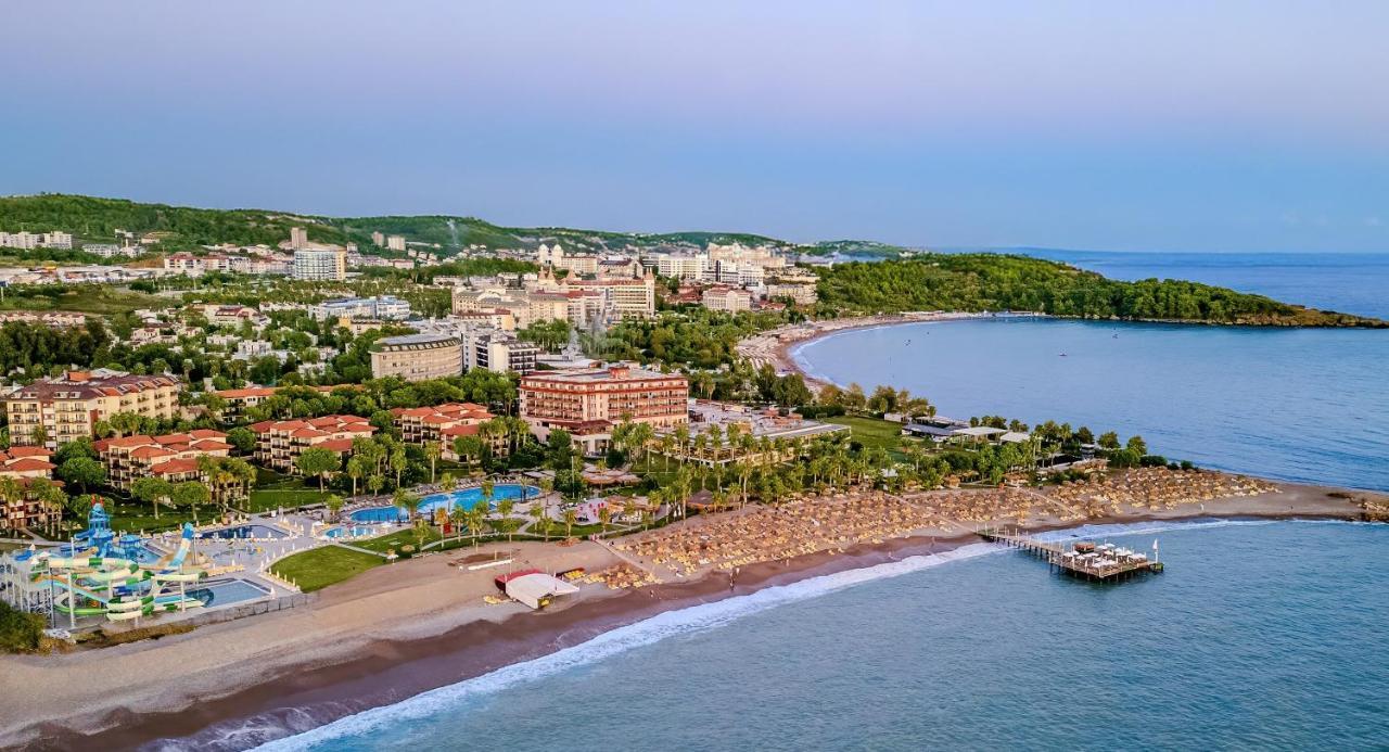 JUSTINIANO CLUB PARK CONTI HOTEL — OKURCALAR