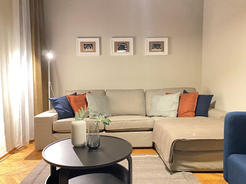 SLEEK FLAT WITH CENTRAL LOCATION IN BEYOGLU — ISTANBUL — fotografie hotel nr. 31