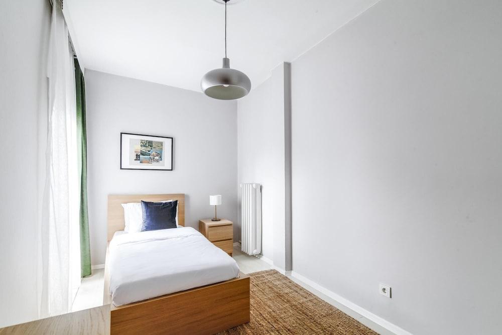 FULLY FURNISHED COZY FLAT IN THE HEART OF SISLI — ISTANBUL — фотография отеля №19