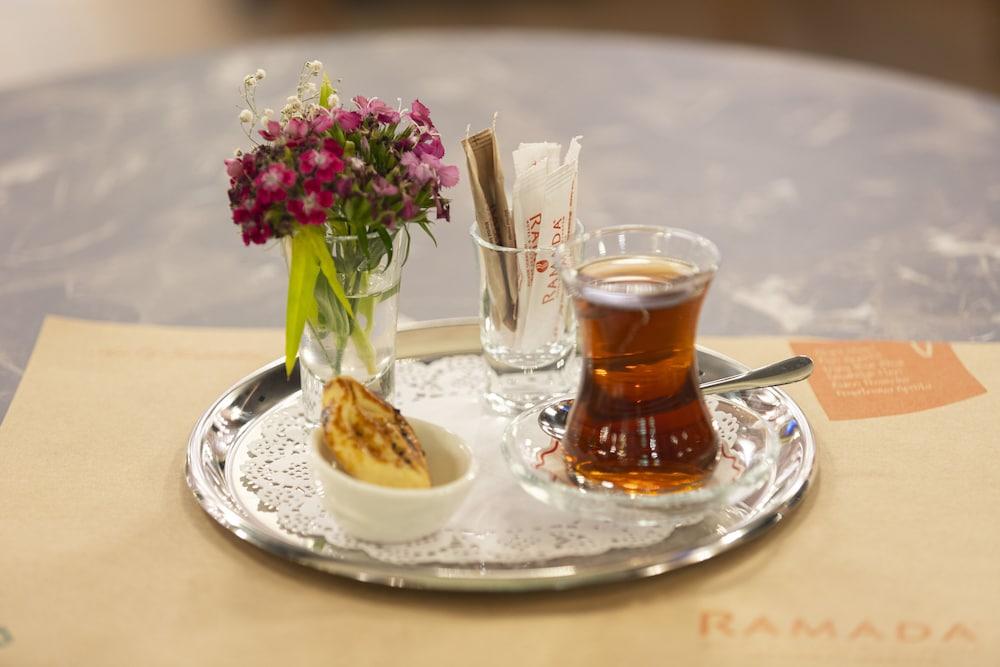RAMADA HOTEL & SUITES BY WYNDHAM ISTANBUL MERTER — ISTANBUL — фотография отеля №25