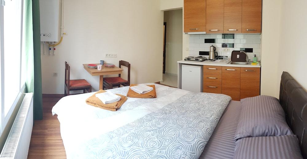 TAKSIM TAILA APARTMENTS NO 3 — ISTANBUL