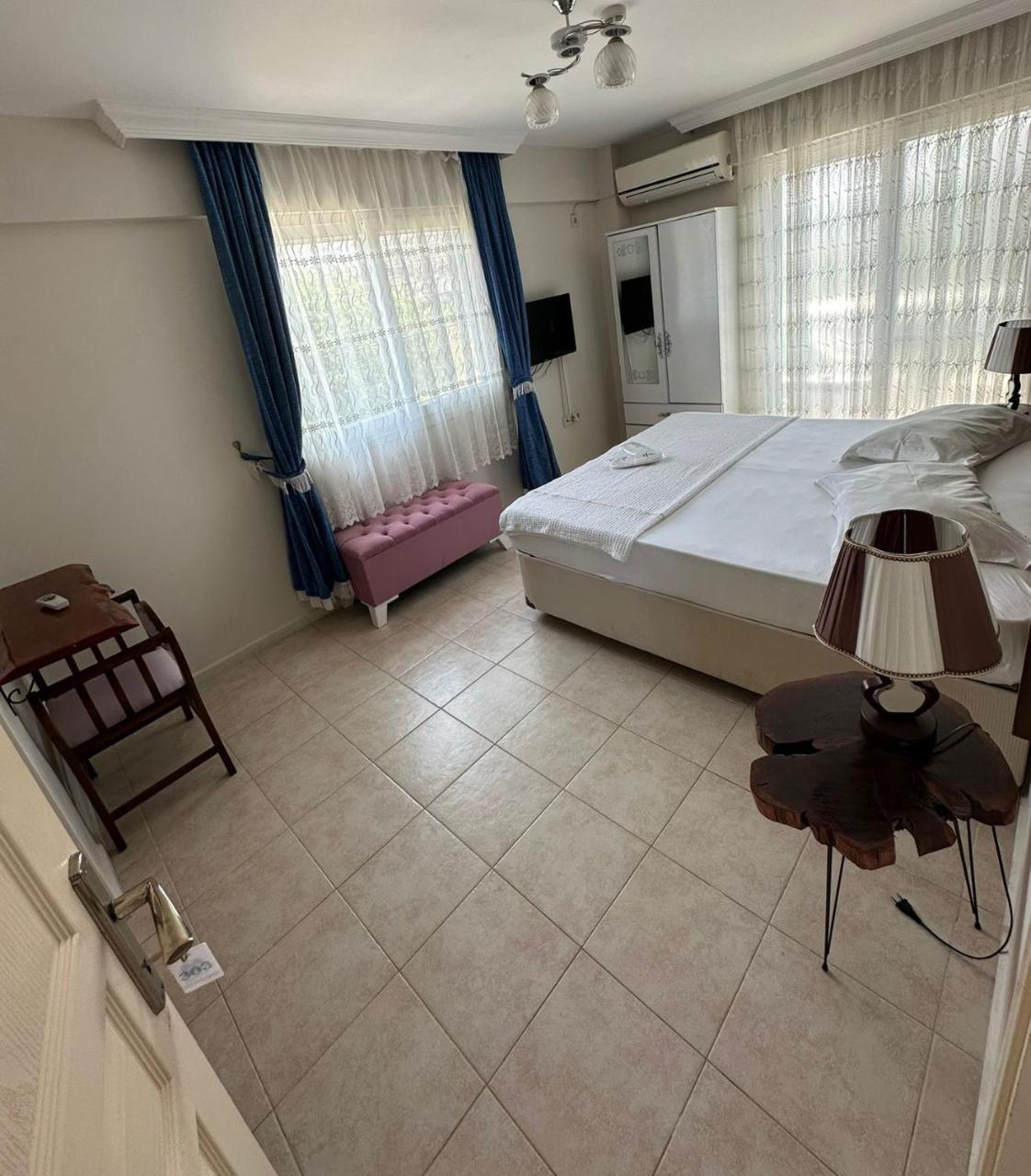 HOTEL ANTONIO — CESME — фотография отеля №2
