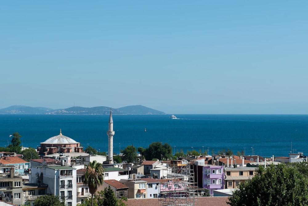 BLUE MARMARA SUITES — ISTANBUL — фотография отеля №42