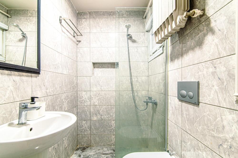 STUNNING FLAT WITH EXCELLENT LOCATION IN TESVIKIYE — ISTANBUL — fotografie hotel nr. 16