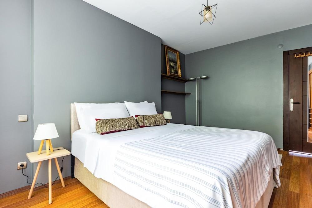 DUPLEX FLAT W PANORAMIC BOSPHORUS VIEW AND TERRACE — ISTANBUL — fotografie hotel nr. 14