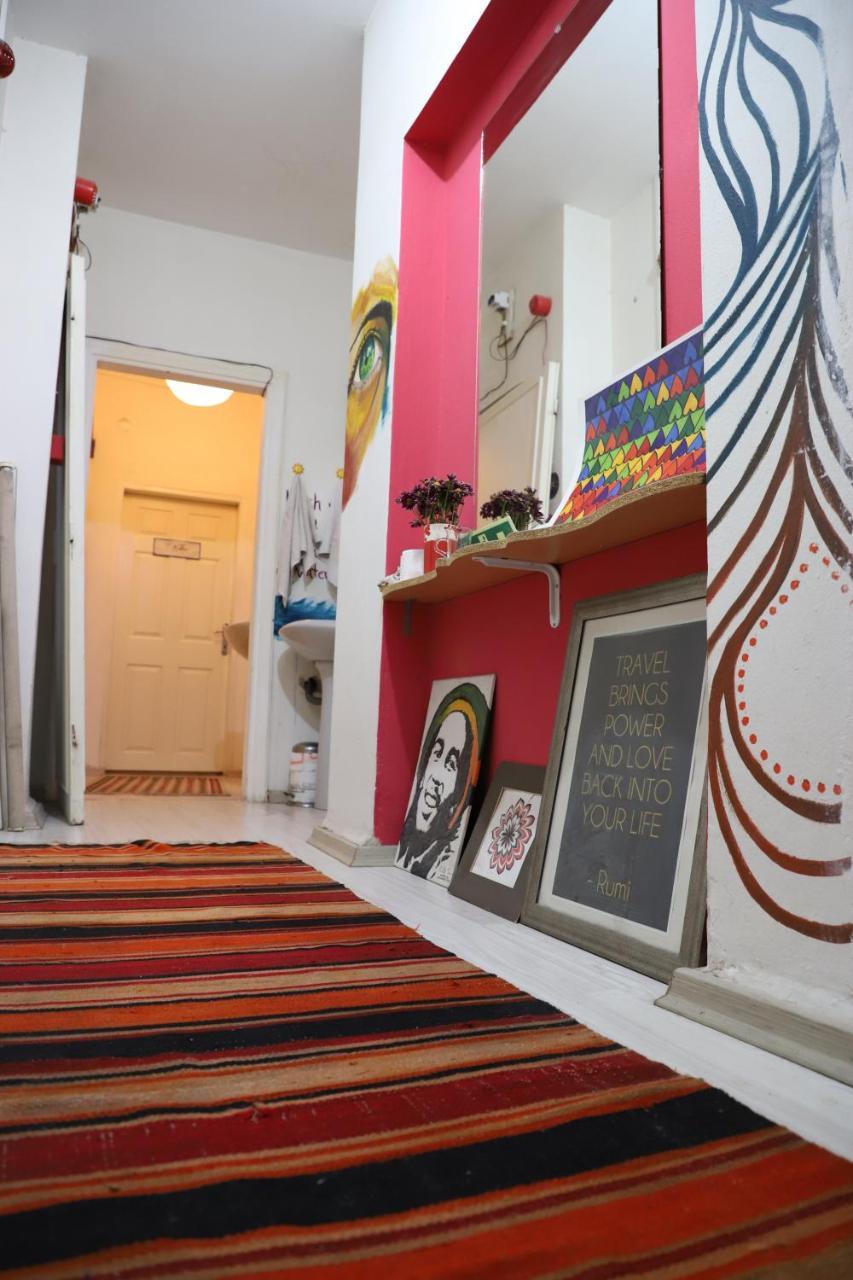 SHANTIHOME HOSTEL — IZMIR — фотография отеля №9