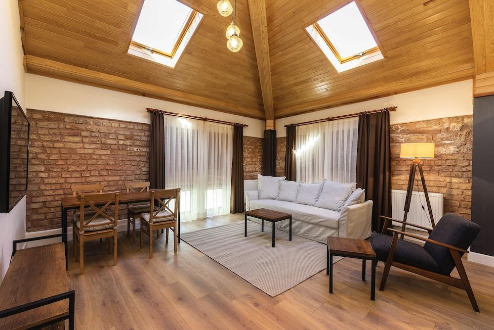 RAVEN SUITES OLD CITY ISTANBUL — ISTANBUL