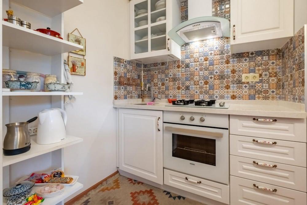 PLEASANT FLAT WITH CENTRAL LOCATION IN SISLI — ISTANBUL — фотография отеля №4