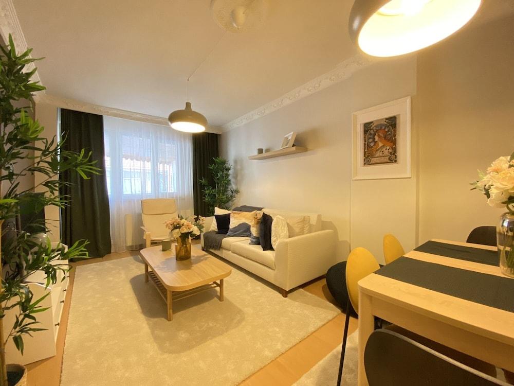 COZY AND CLASSY FLAT NEAR TAKSIM SQUARE IN BEYOGLU — ISTANBUL — fotografie hotel nr. 2