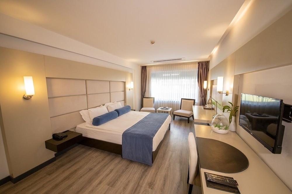 MY HOTEL — IZMIR — фотография отеля №11