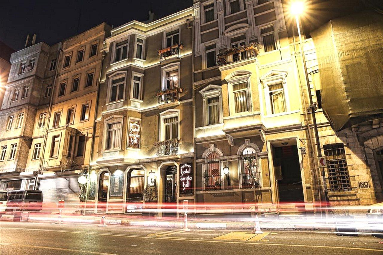 SANTA HILL — ISTANBUL