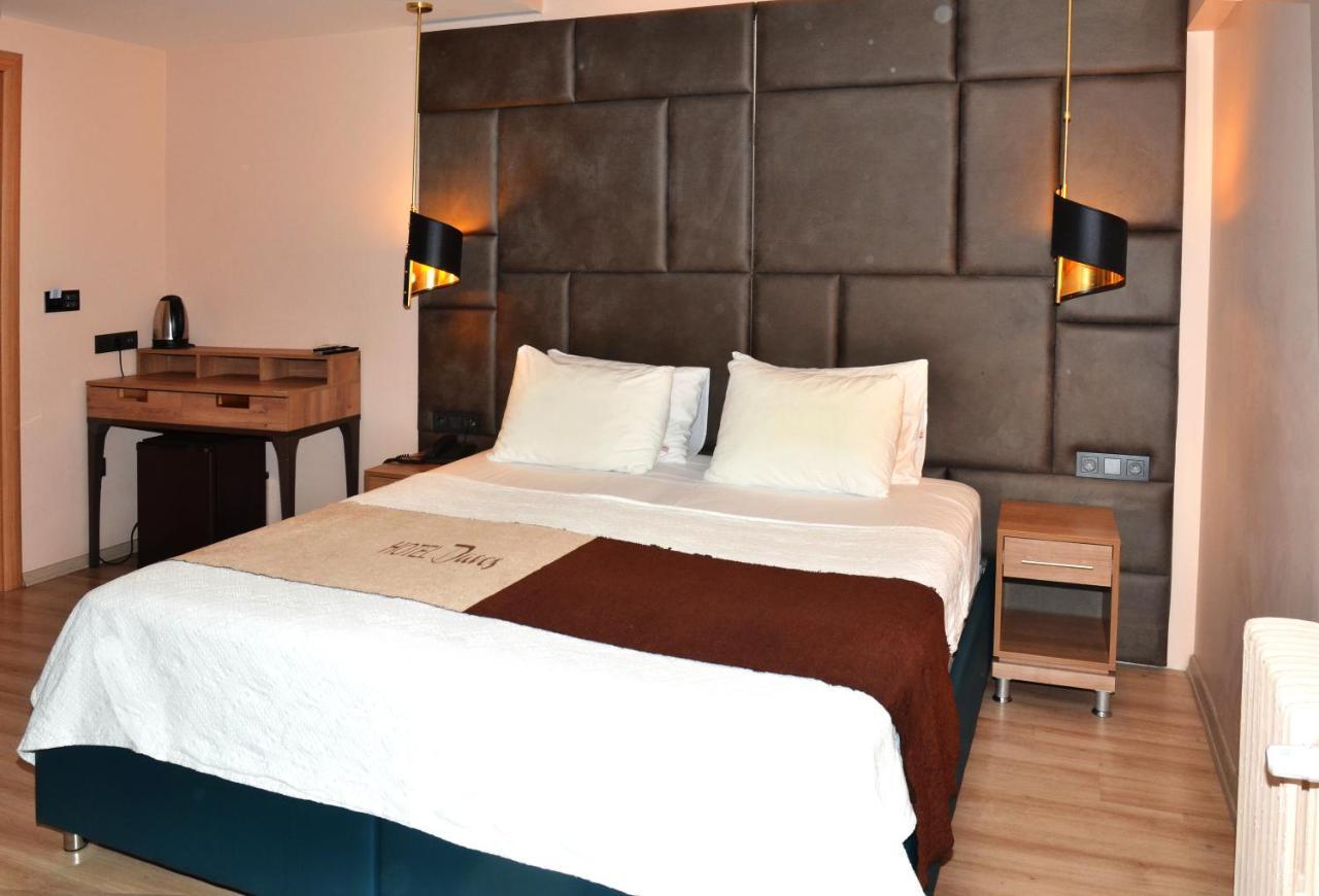 HOTEL DAVOS — ISTANBUL
