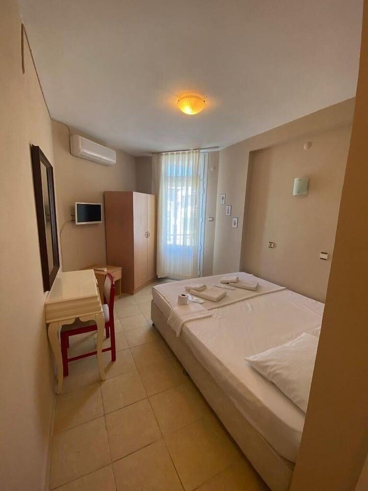 OTEL NESE — CESME — фотография отеля №8