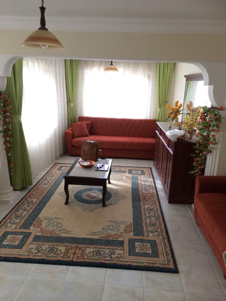 DELIGHTFUL APARTMENT SLEEPS 8 GREAT LOCATION — DIDIM — fotografie hotel nr. 6