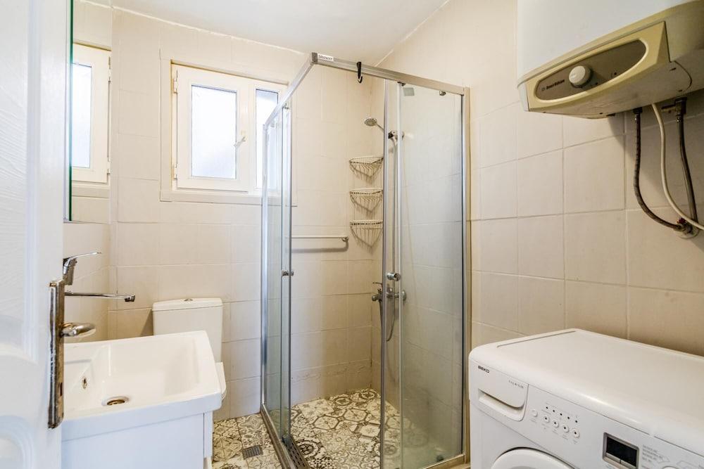 FULLY FURNISHED COZY FLAT IN THE HEART OF SISLI — ISTANBUL — фотография отеля №21