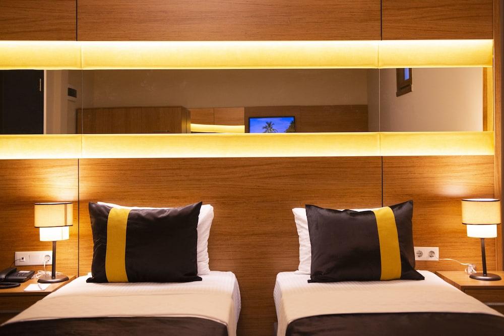 KARAMANS SIRKECI SUITES HOTEL — ISTANBUL — фотография отеля №20