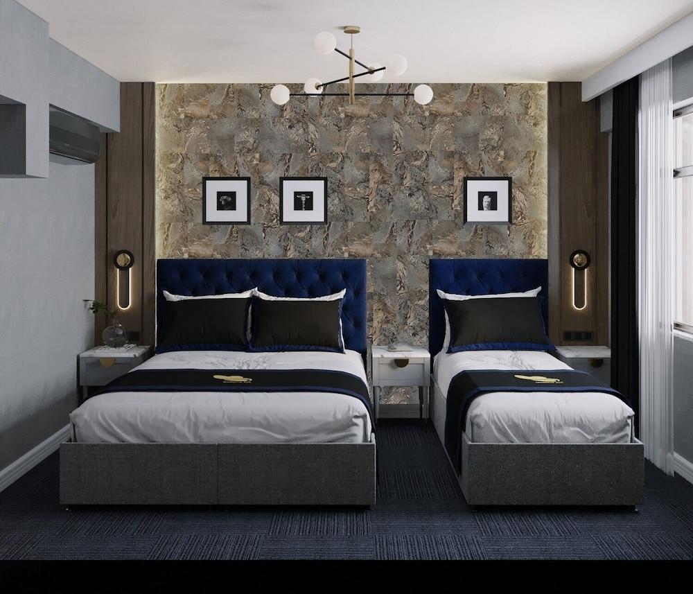 SELENAY HOTEL — ISTANBUL