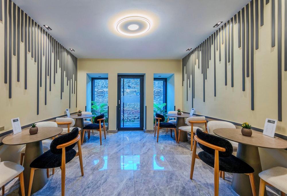 ROYAL TAKSIM SUITES — ISTANBUL — фотография отеля №4