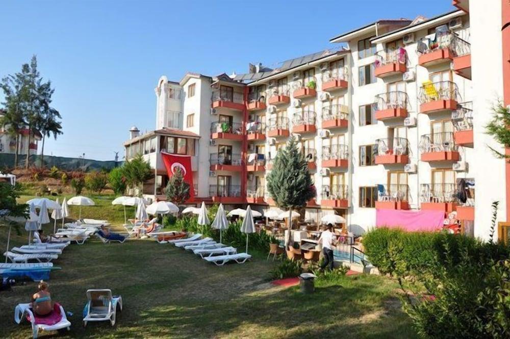 INSIDE HOTEL — SIDE — fotografie hotel nr. 31