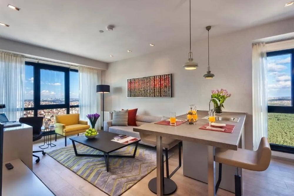 FRASER PLACE ANTASYA ISTANBUL — ISTANBUL