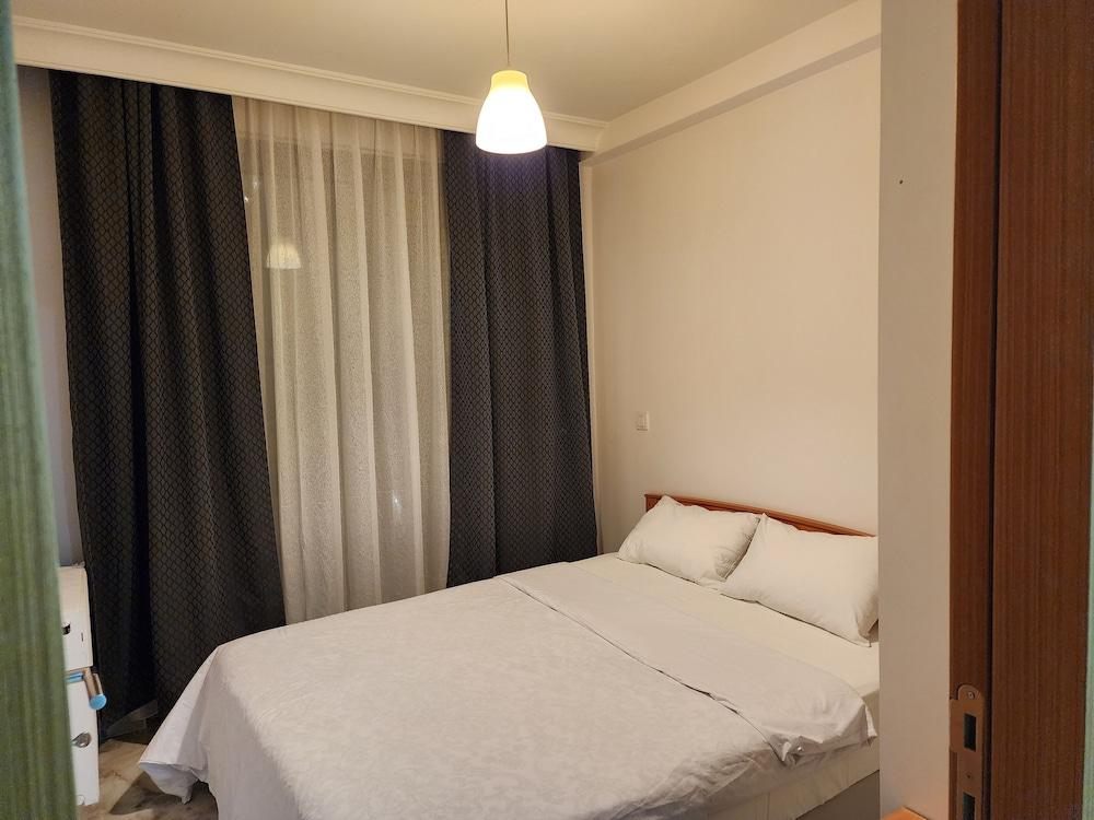 PERFECT RESIDENCE TAKSIM WITH POOL — ISTANBUL — фотография отеля №12