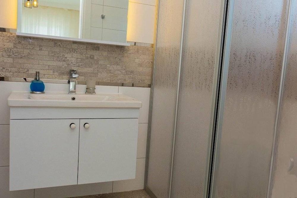 REMARKABLE 6-BED VILLA ZAMBAK DALYAN — DALYAN — fotografie hotel nr. 11