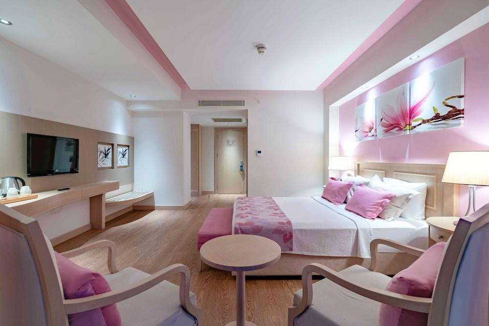 ROYAL TEOS THERMAL RESORT CLINIC & SPA — SEFERIHISAR — fotografie hotel nr. 7